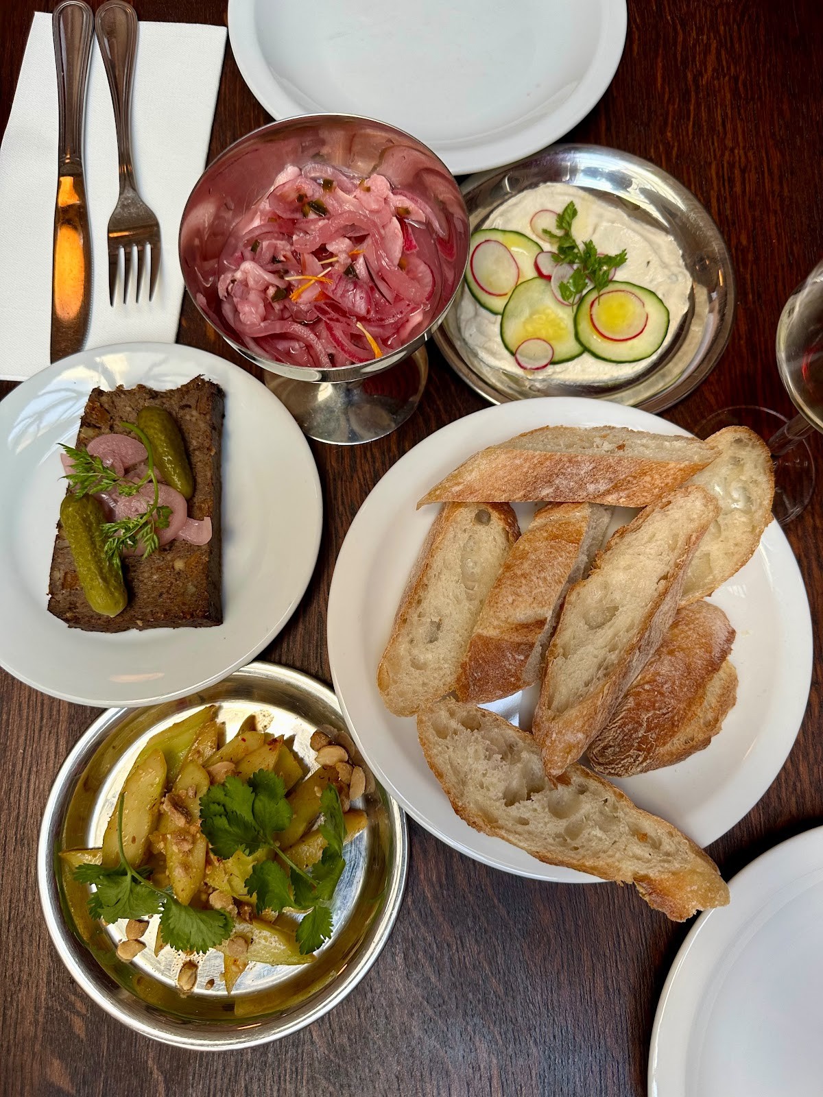 Présent: food & drinks
