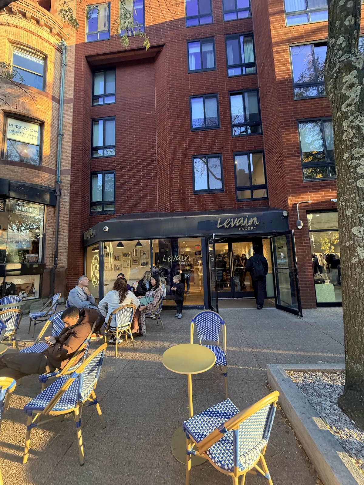 Levain Bakery: the place