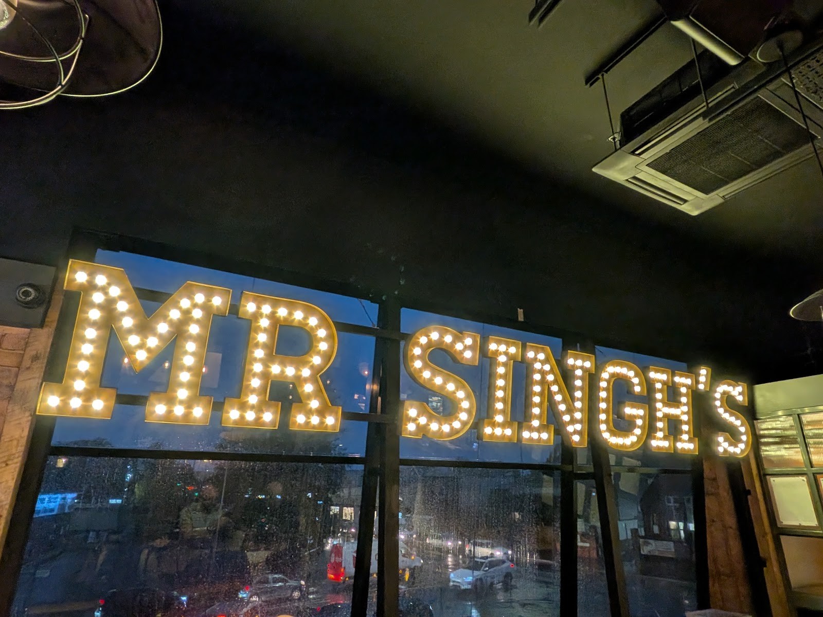 Mr Singh's: the place