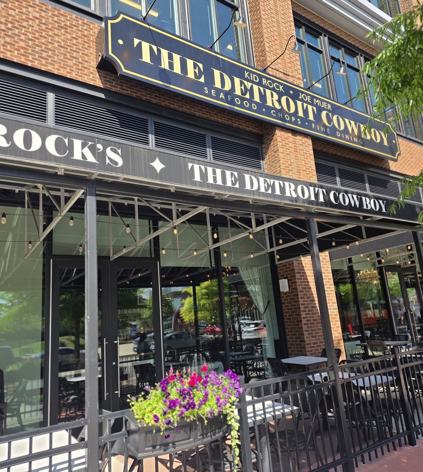 The Detroit Cowboy: the place