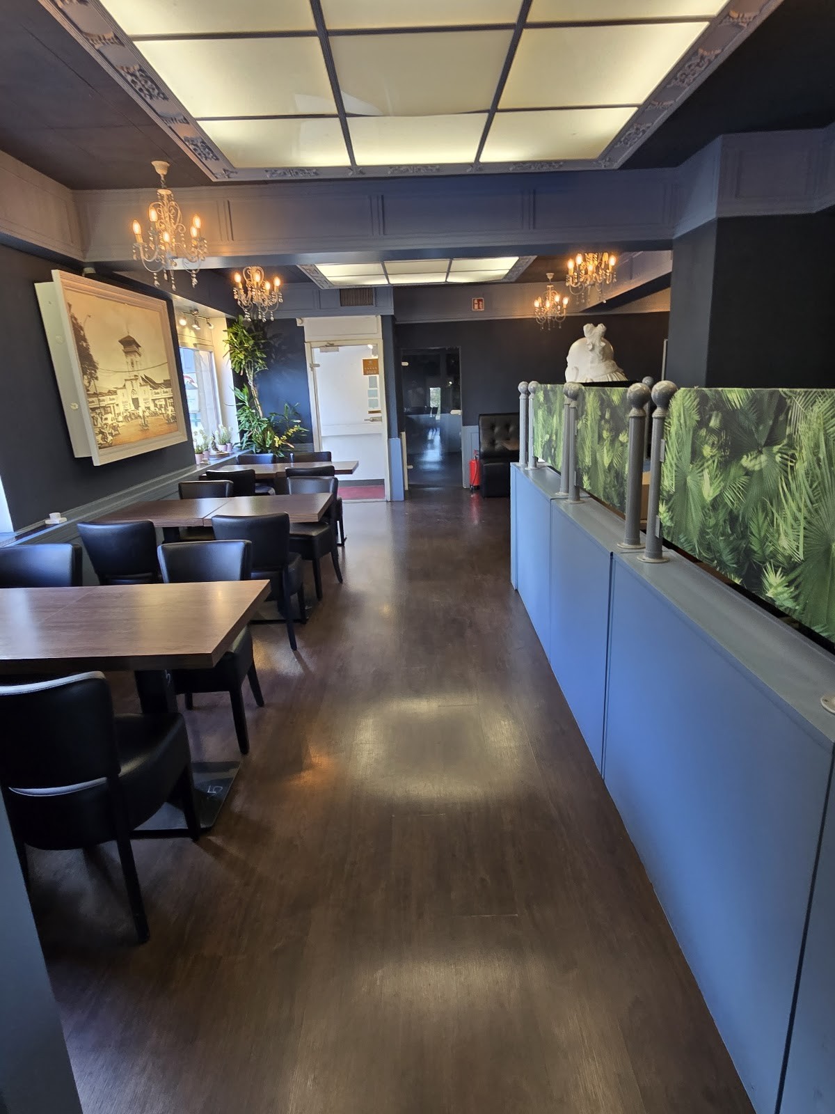 Pho a la Mama: the place