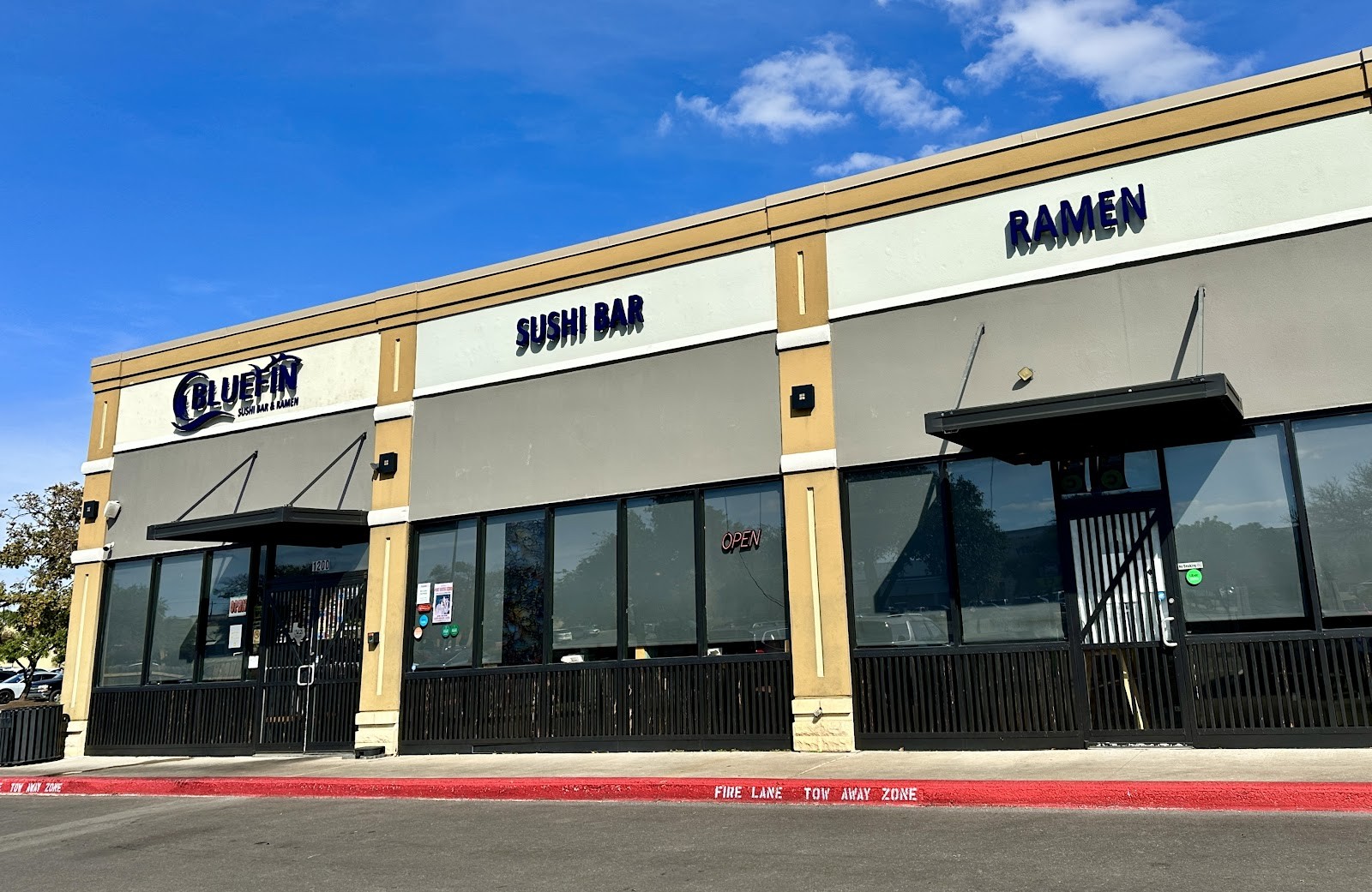 Bluefin Sushi Bar & Ramen: the place
