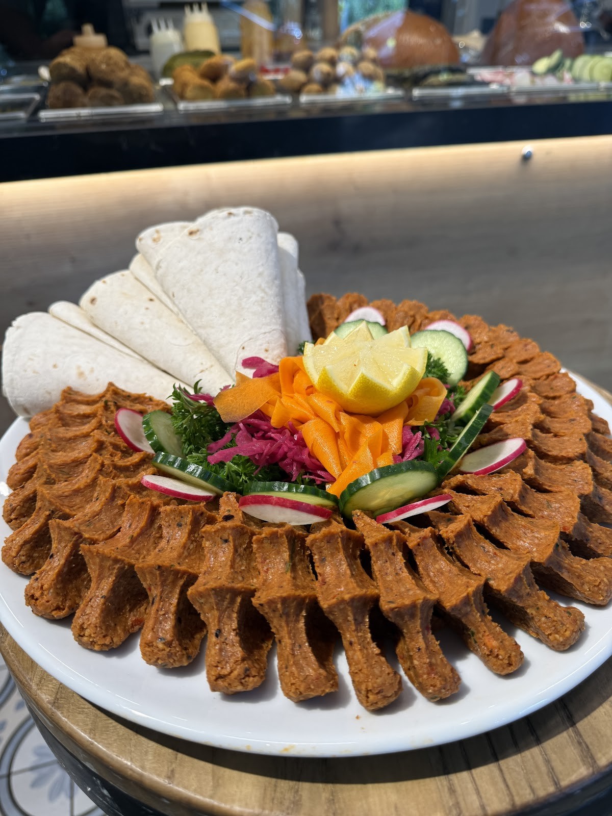 Cigköftem - Große Brunnenstraße: food & drinks