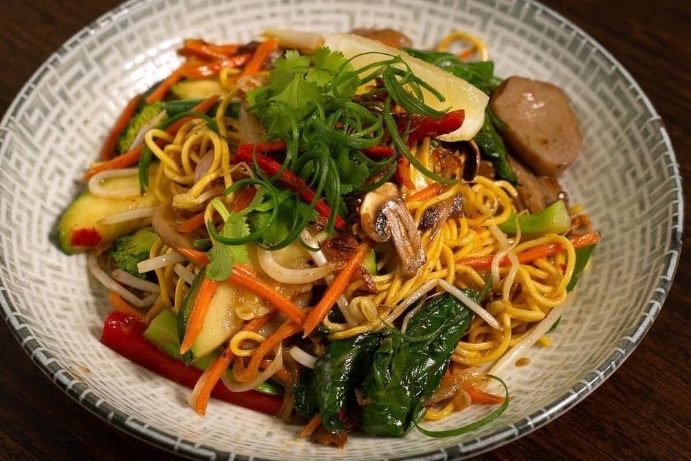 Brother Bon - Your Local Vegan Restaurant in Northcote: food & drinks