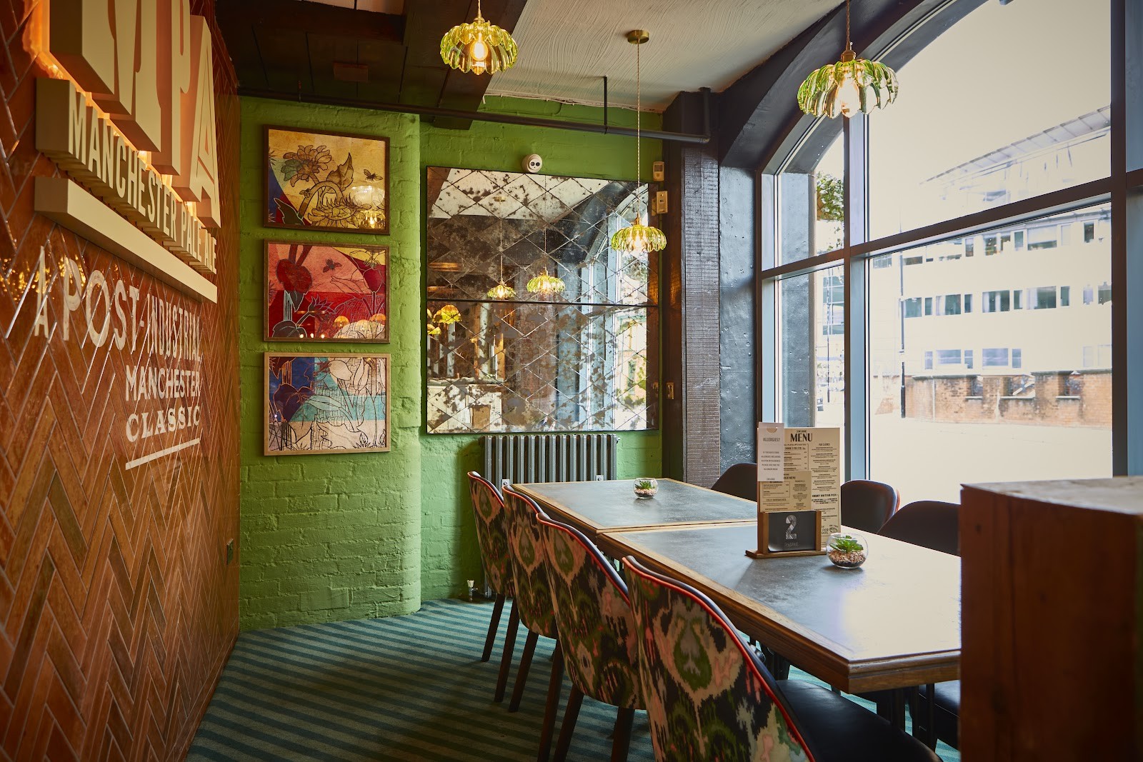 Rain Bar: the place