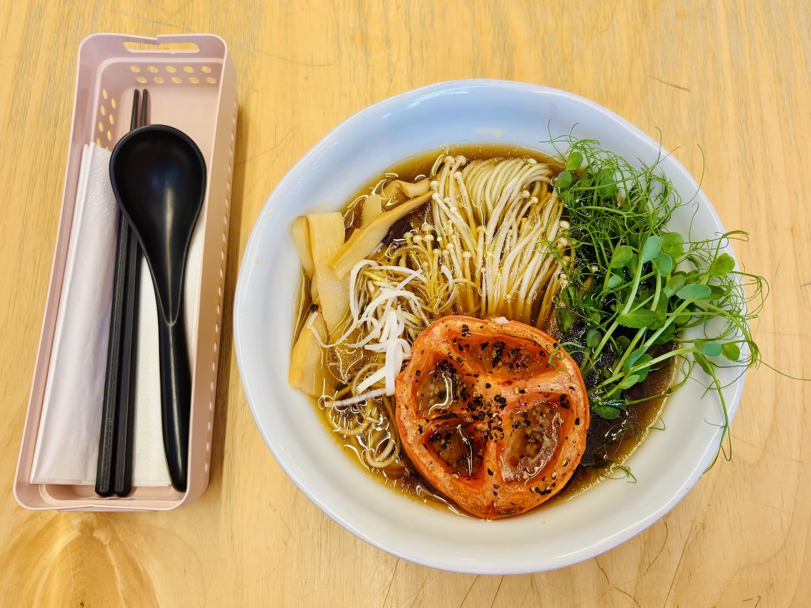 Vegan Ramen Shop Mokotów: food & drinks