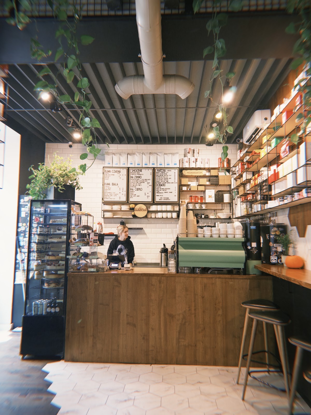 Tociekawa Specialty Coffee: the place
