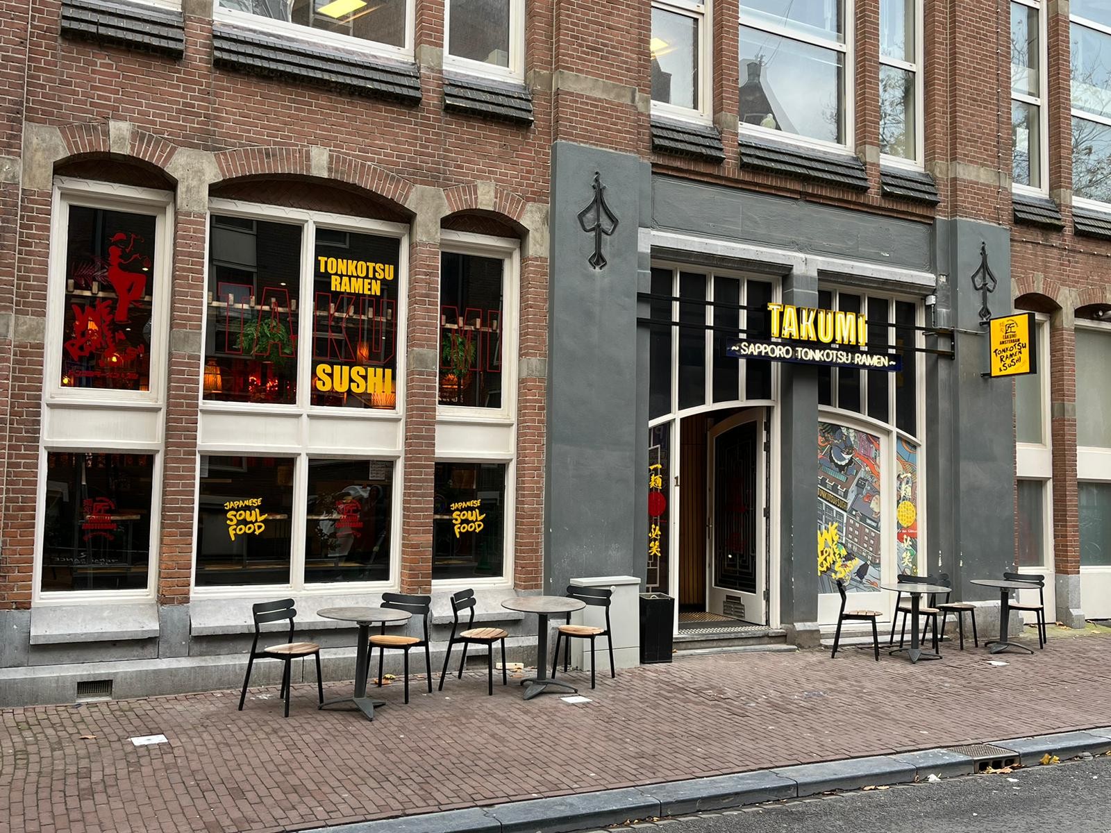 Takumi Tonkotsu Ramen and Sushi Amsterdam Centraal: the place