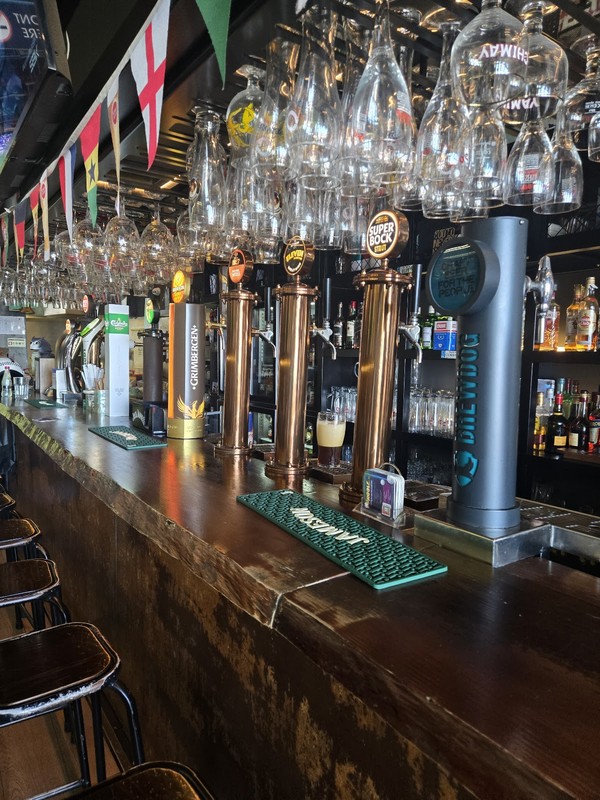 Adega Sports Bar: photo