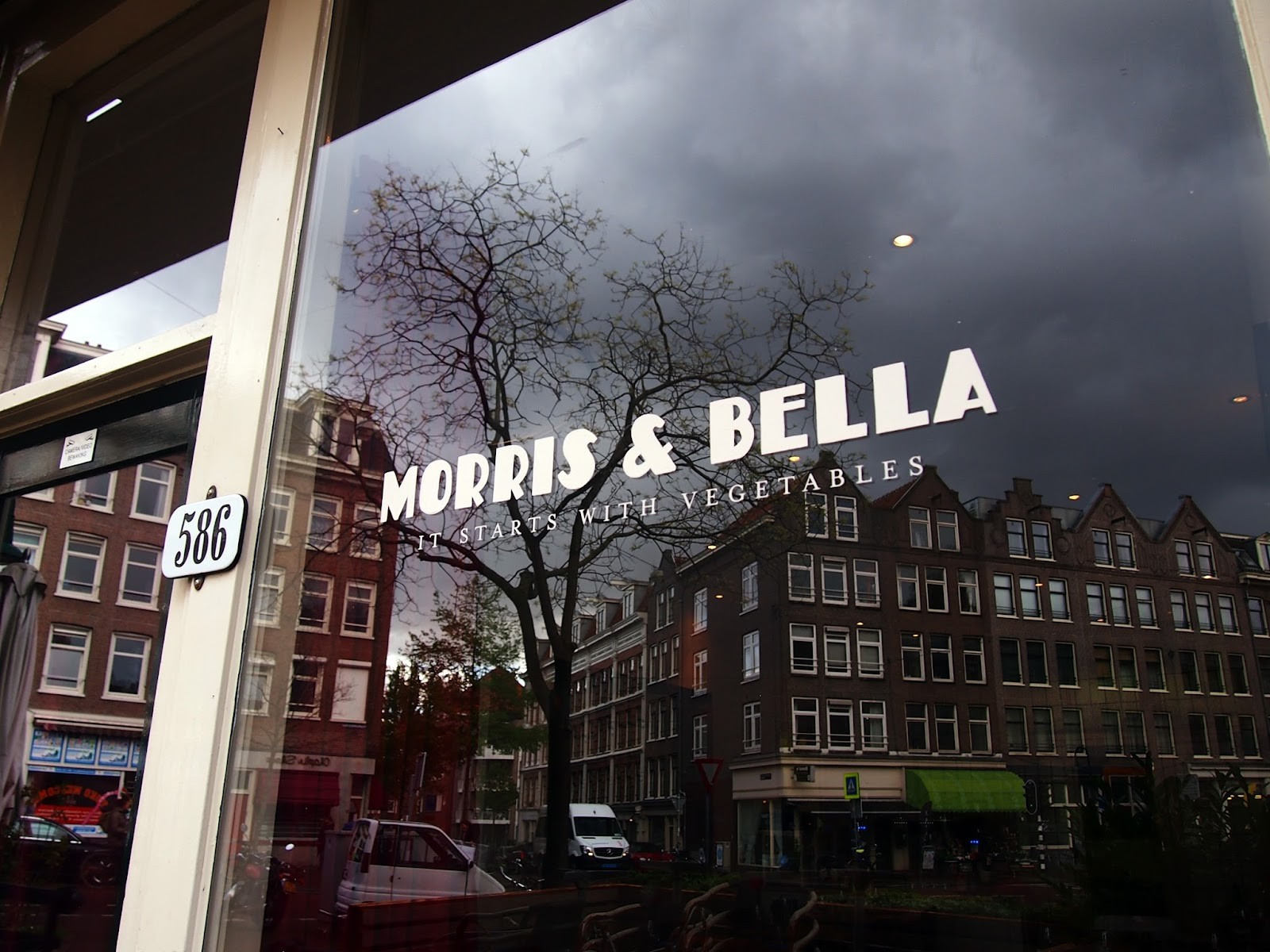 Morris & Bella: the place