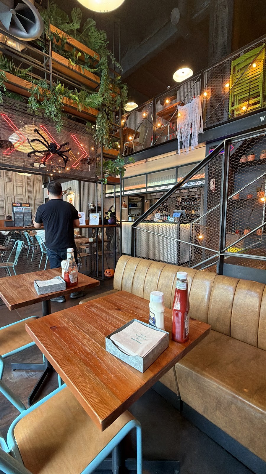 La Central Burgers: the place