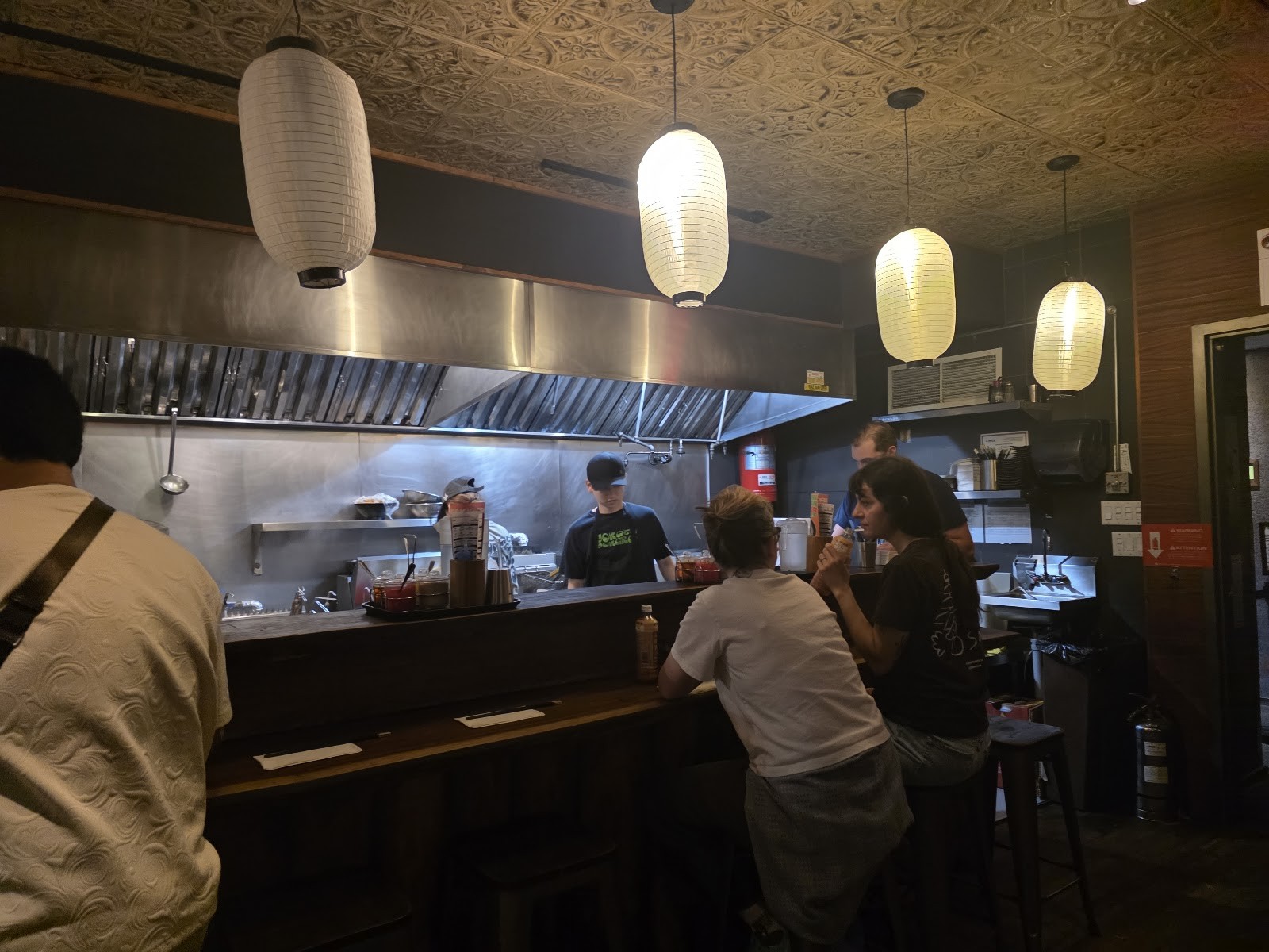Yokato Yokabai Ramen: the place