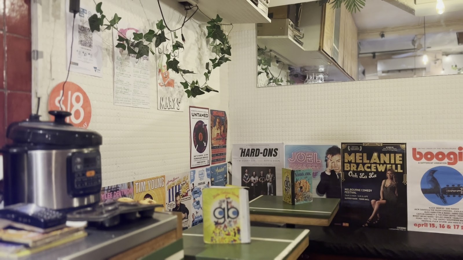 Jungle Juice Bar: the place