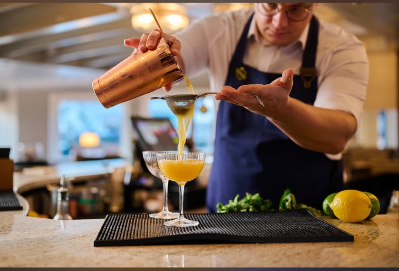 Daffodil: Bar & Restaurant: photo 4