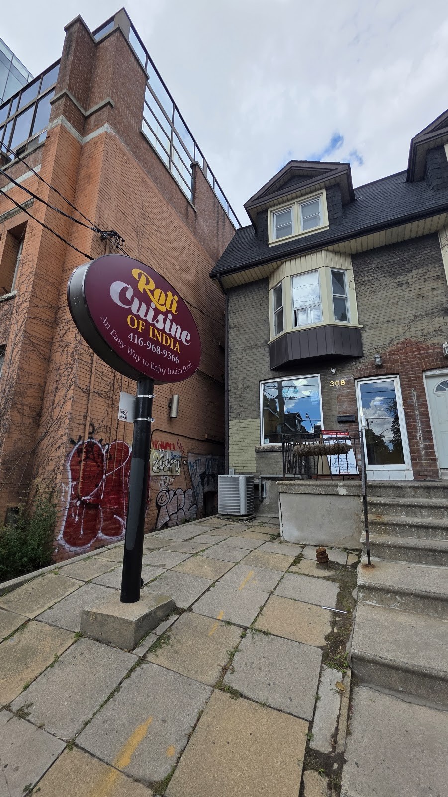 Roti Cuisine Of India: the place