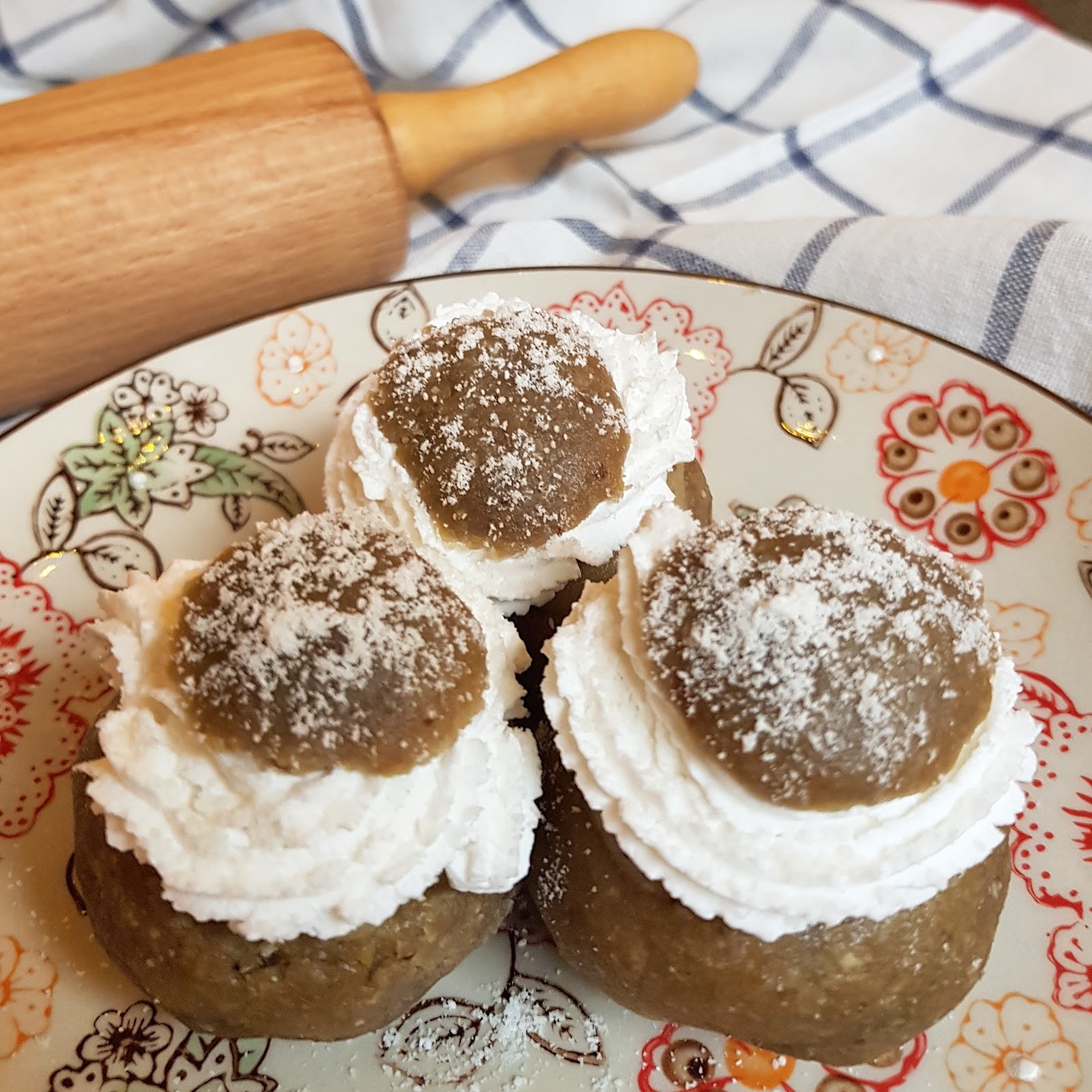 Bliss Café & Galleri: food & drinks