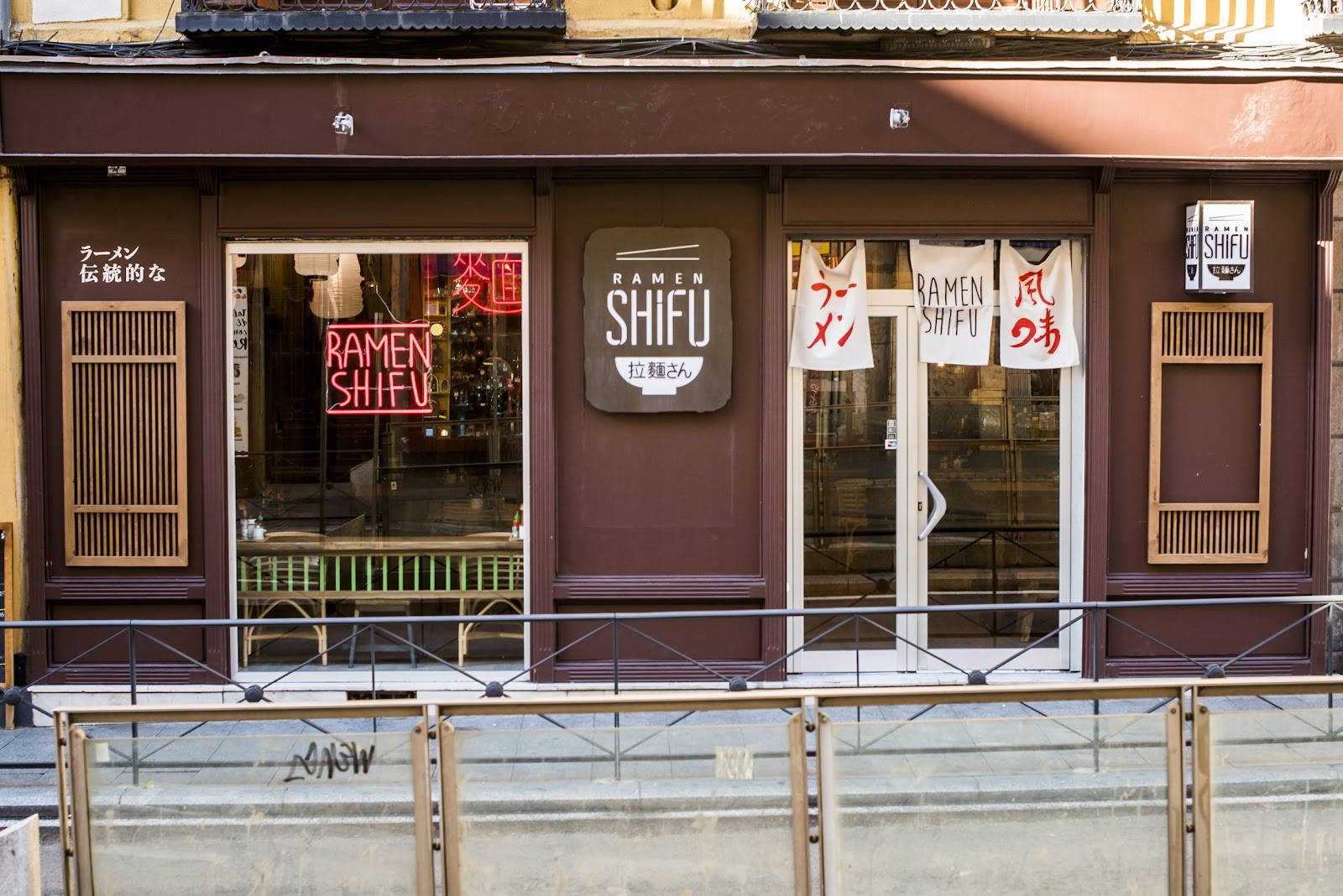Ramen Shifu: the place