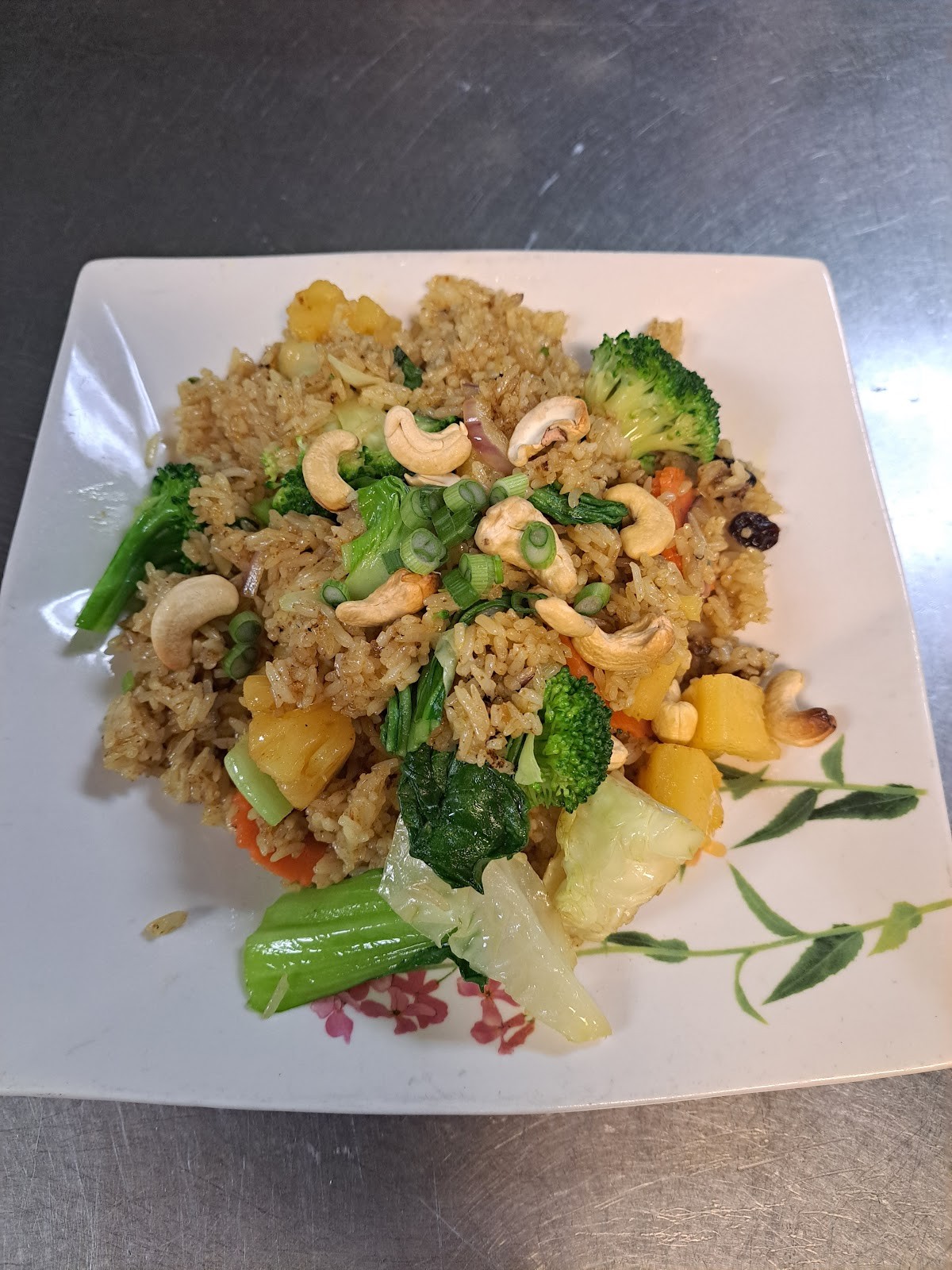 Vegan My Thai & Seafood: food & drinks
