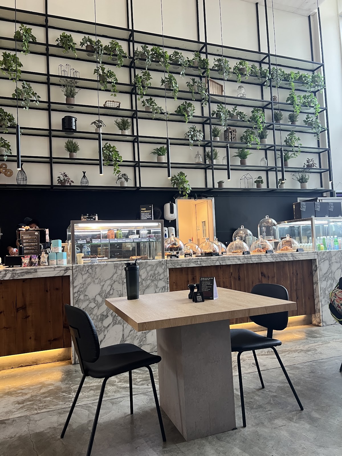Zinn Bistro: the place