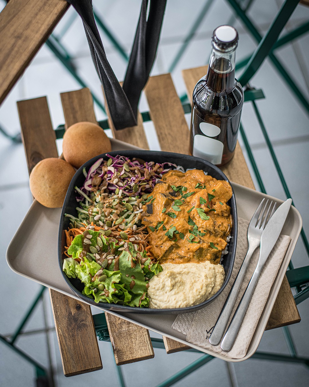 Season Square: food & drinks