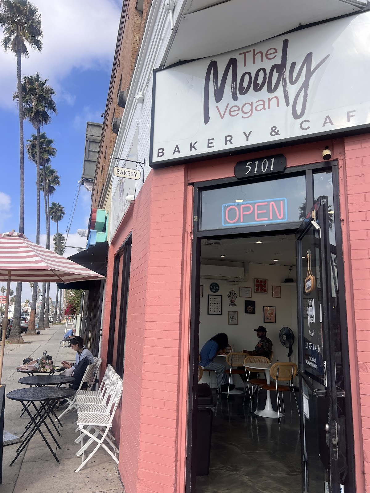 The Moody Vegan: the place