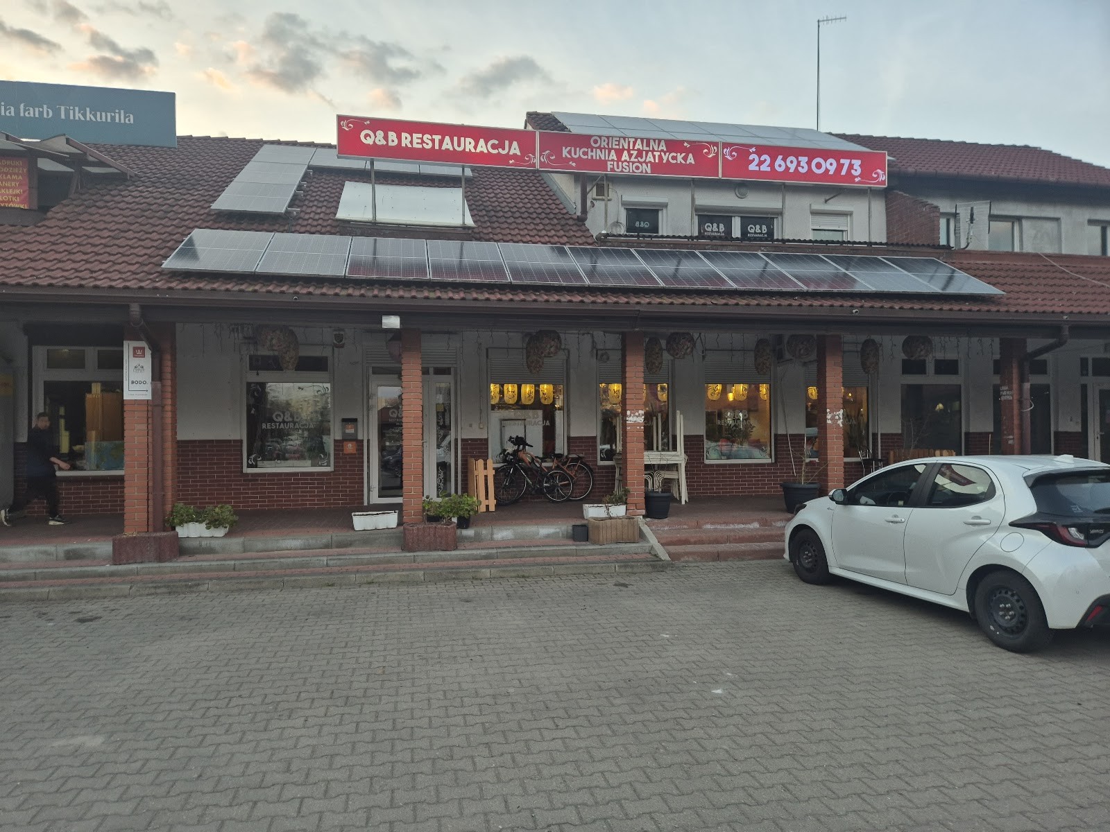 Q&B restauracja: the place