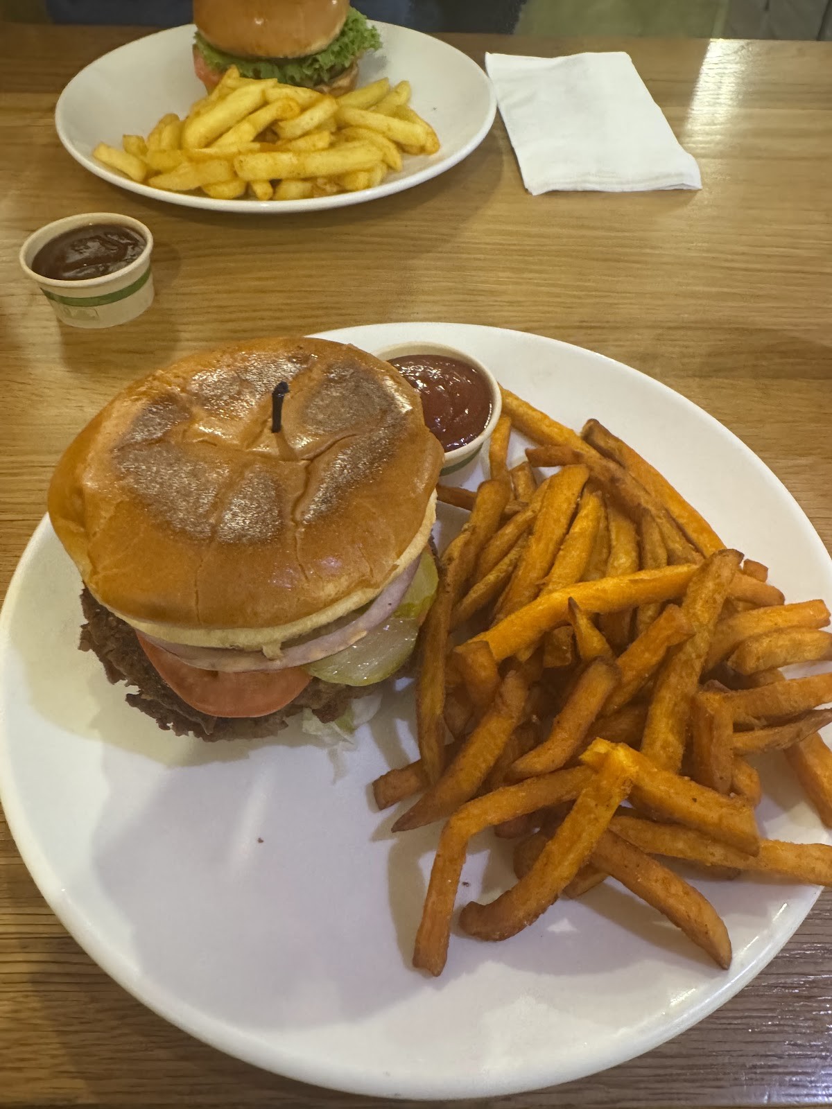Next Level Veggie Grill: food & drinks