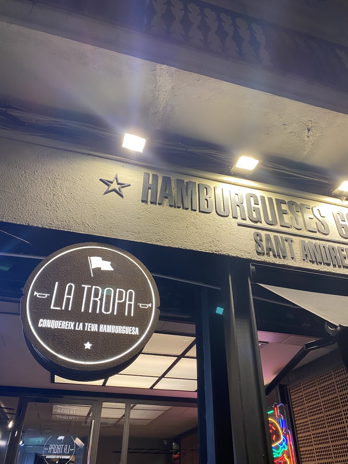 La Tropa: the place