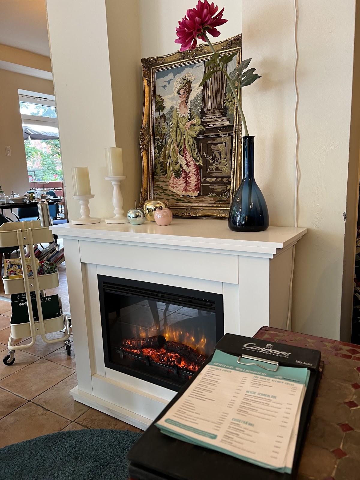 Caspars Café & Bistro: the place