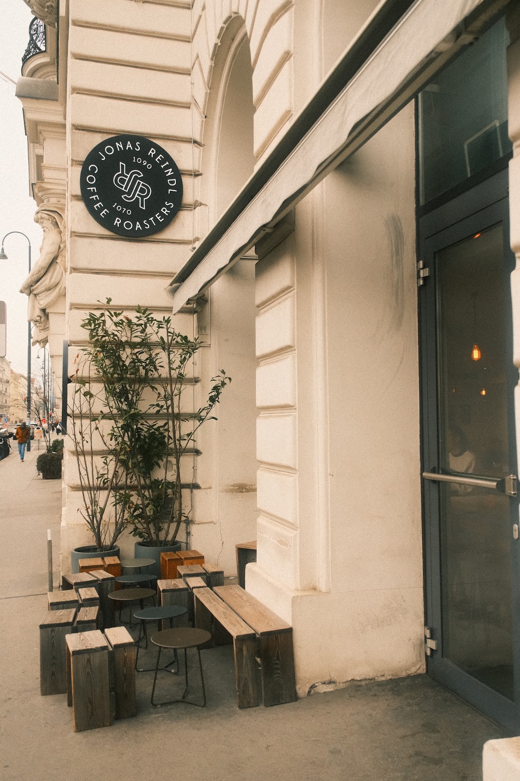 Jonas Reindl Coffee Roasters: the place