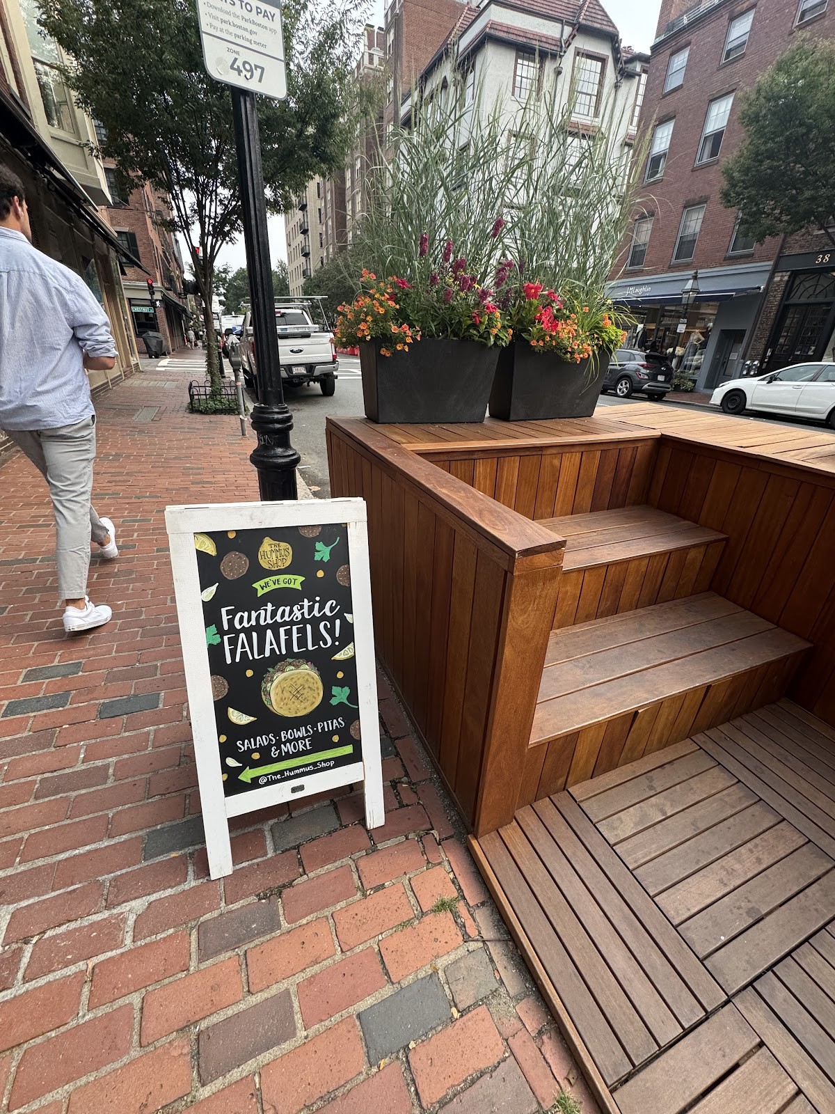 The Hummus Shop: the place