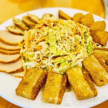 Tian Ci Vegan (Takeaway only): food & drinks