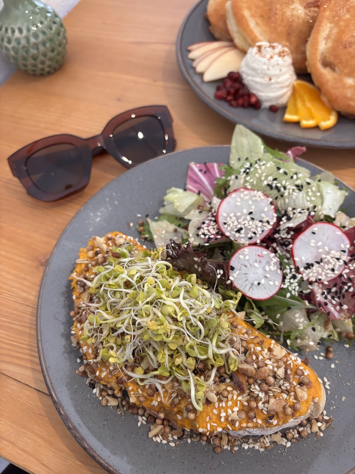MANA Food Moabit: food & drinks