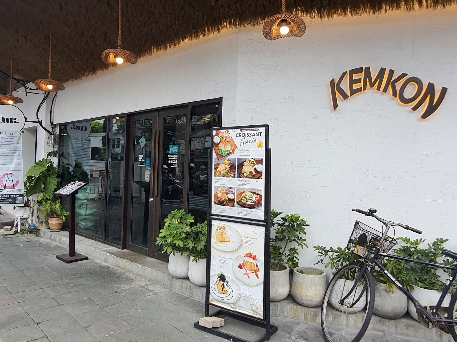 Kem-Kon Vegan Phahurat: the place