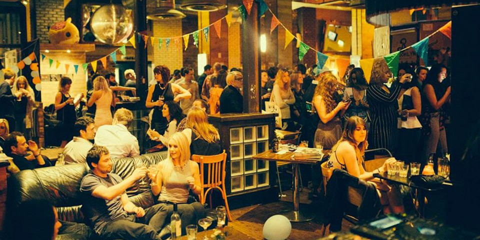 Bungalows & Bears: the place