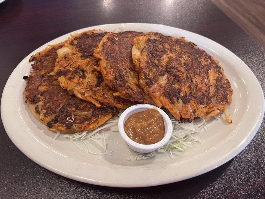 Amitabul Simply Vegan: food & drinks