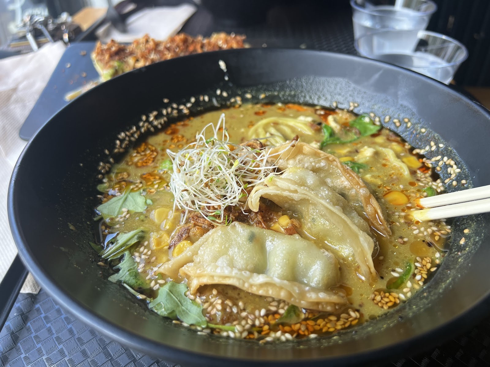 Redwhite Boneless Ramen: food & drinks