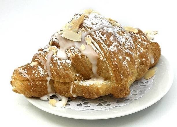 Vegan Danish Bakery on Queen: food & drinks