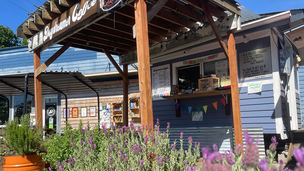 Daydreamer Coffee & Public House: the place