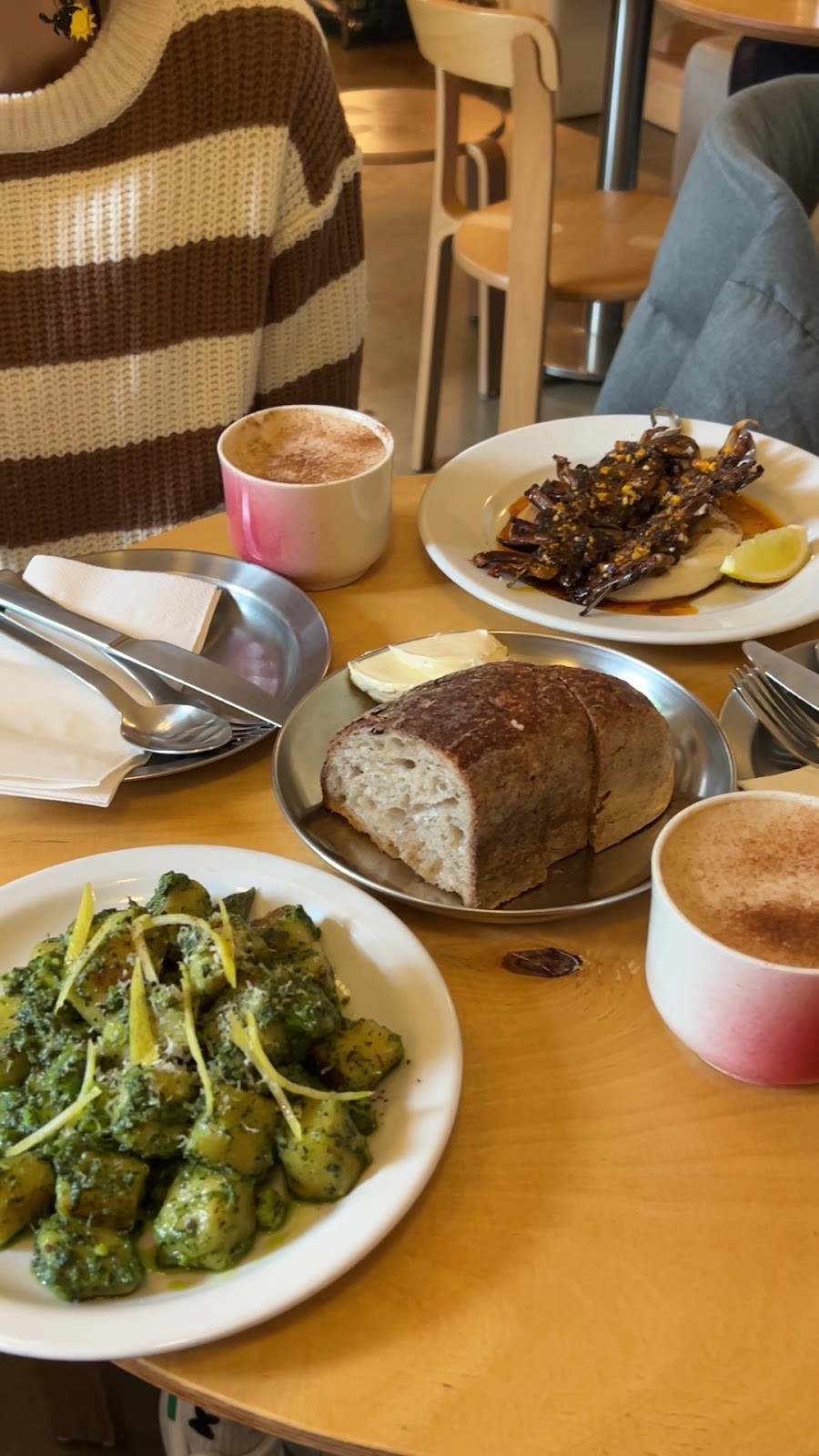 Peaches: food & drinks