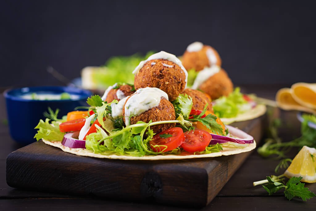 Falafel Zaki Zaki: food & drinks