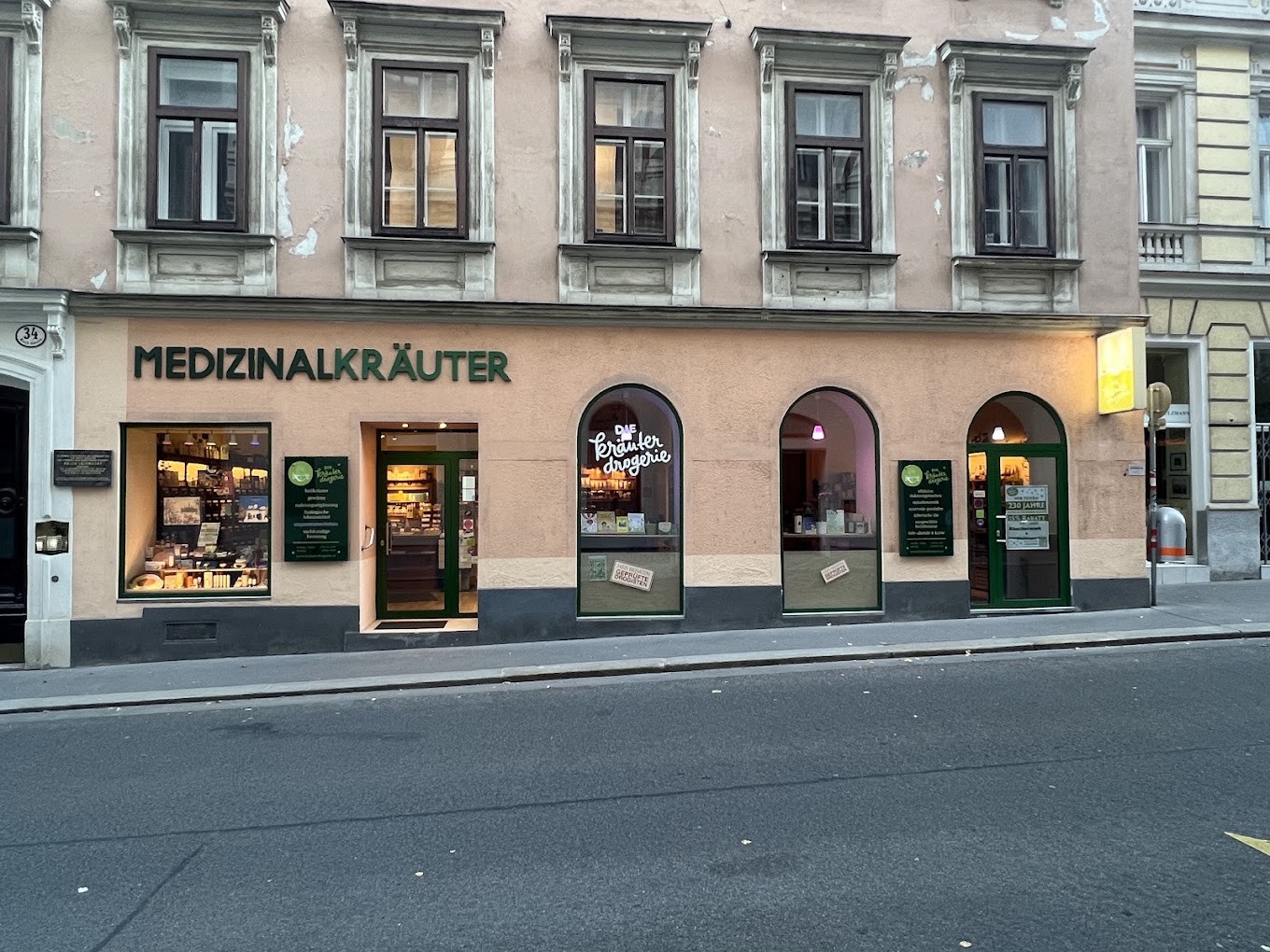 Die Kräuterdrogerie: the place