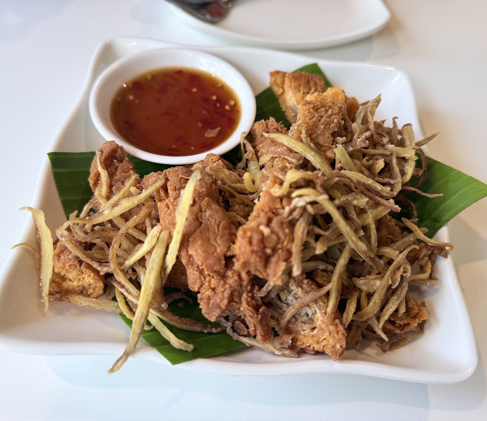 Tammang Sathorn-Charoenraj Isaan Vegan ตำมัง สาทร-เจริญราษฎร์ อีสาน เจ มังสวิรัติ วีแกน: food & drinks
