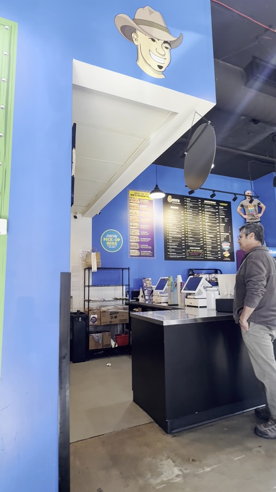 Ike's Love & Sandwiches: the place