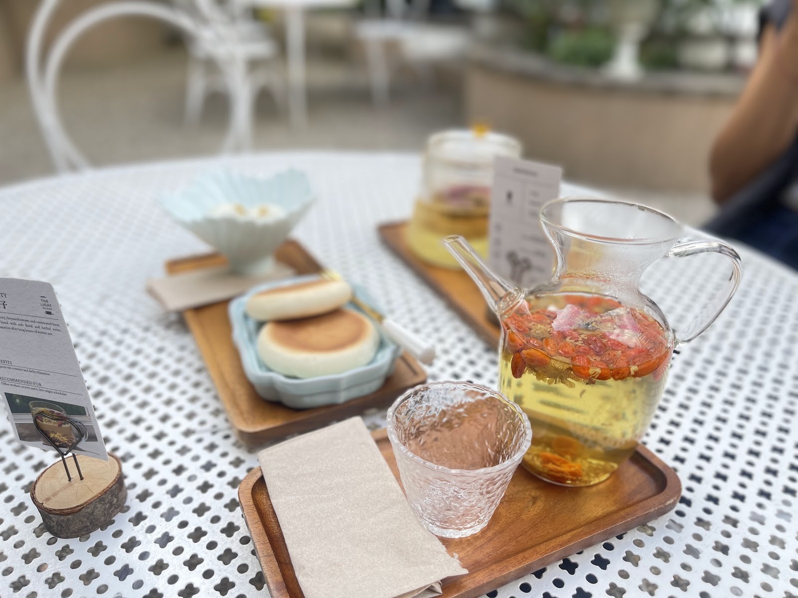 The Light Tea house Čajovna: food & drinks