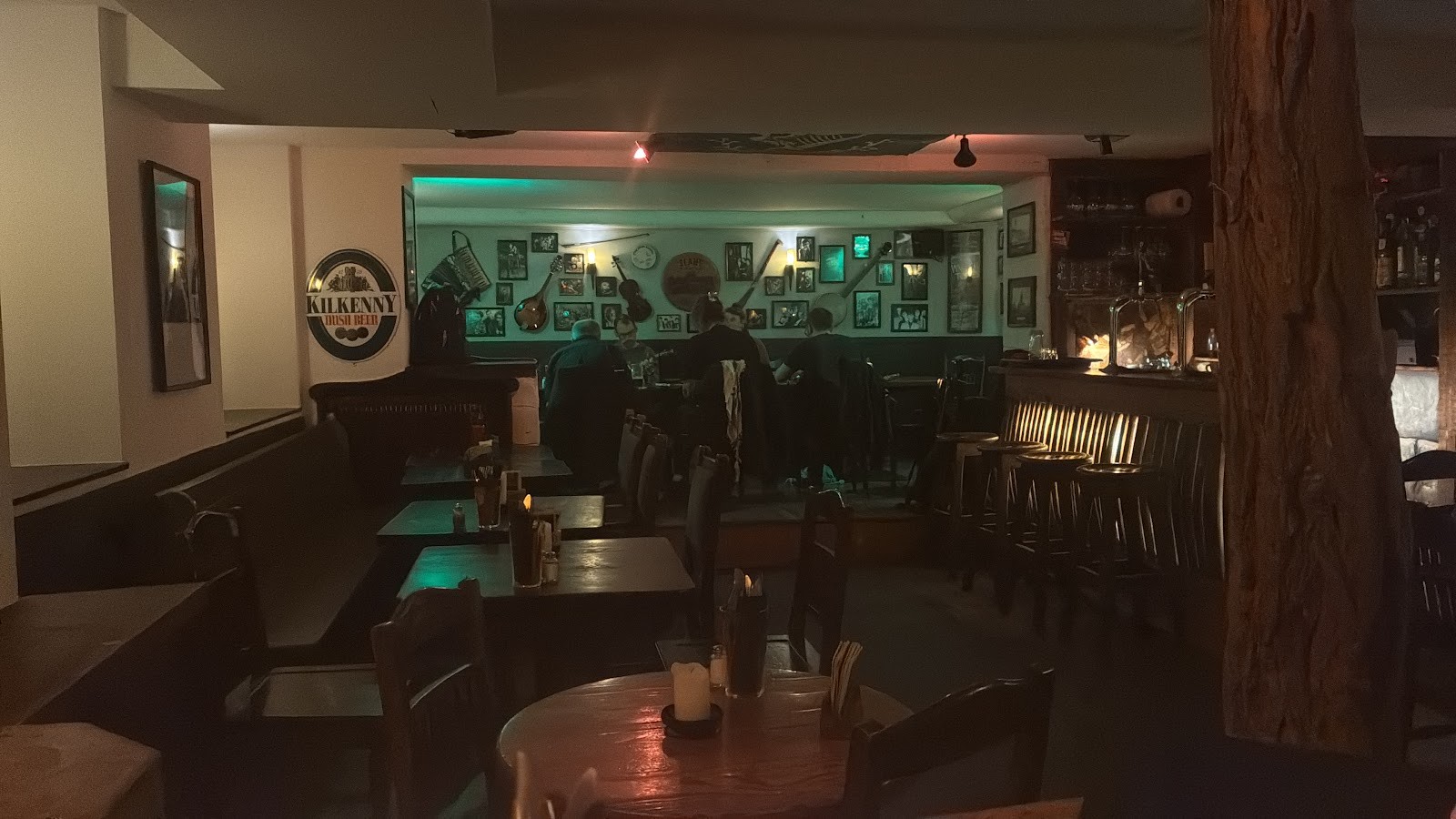 The Irish Rover: the place