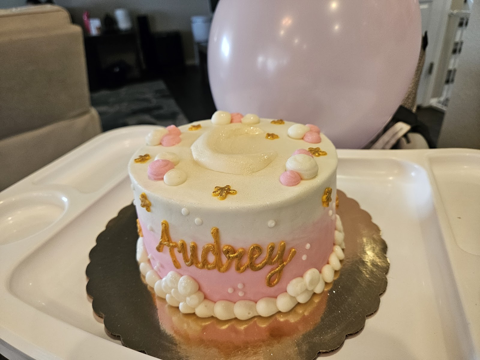The Cake Bar: food & drinks