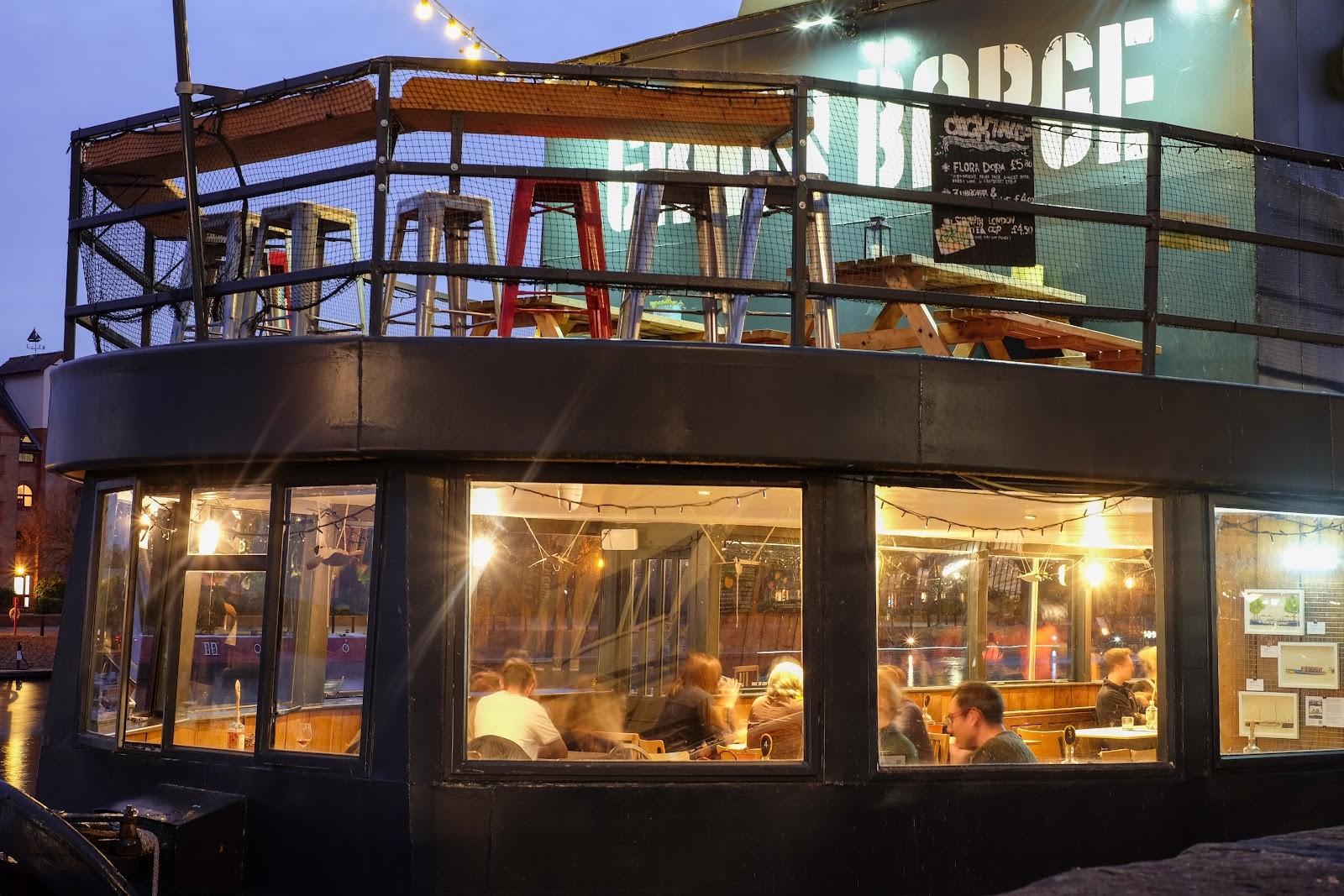 Grain Barge: the place