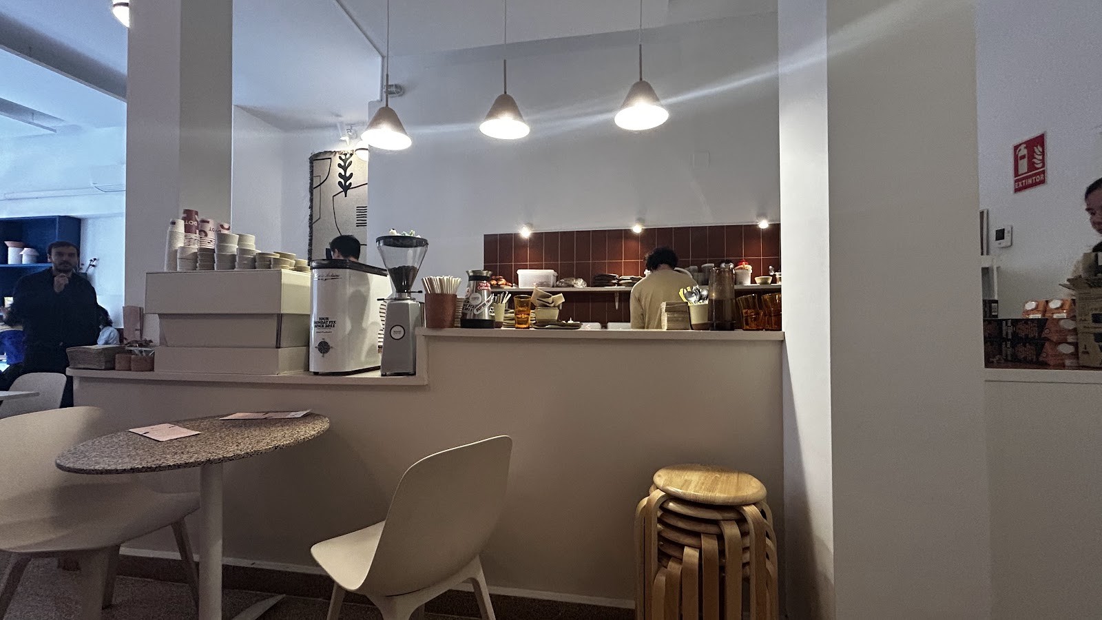 Dot Café Bar: the place