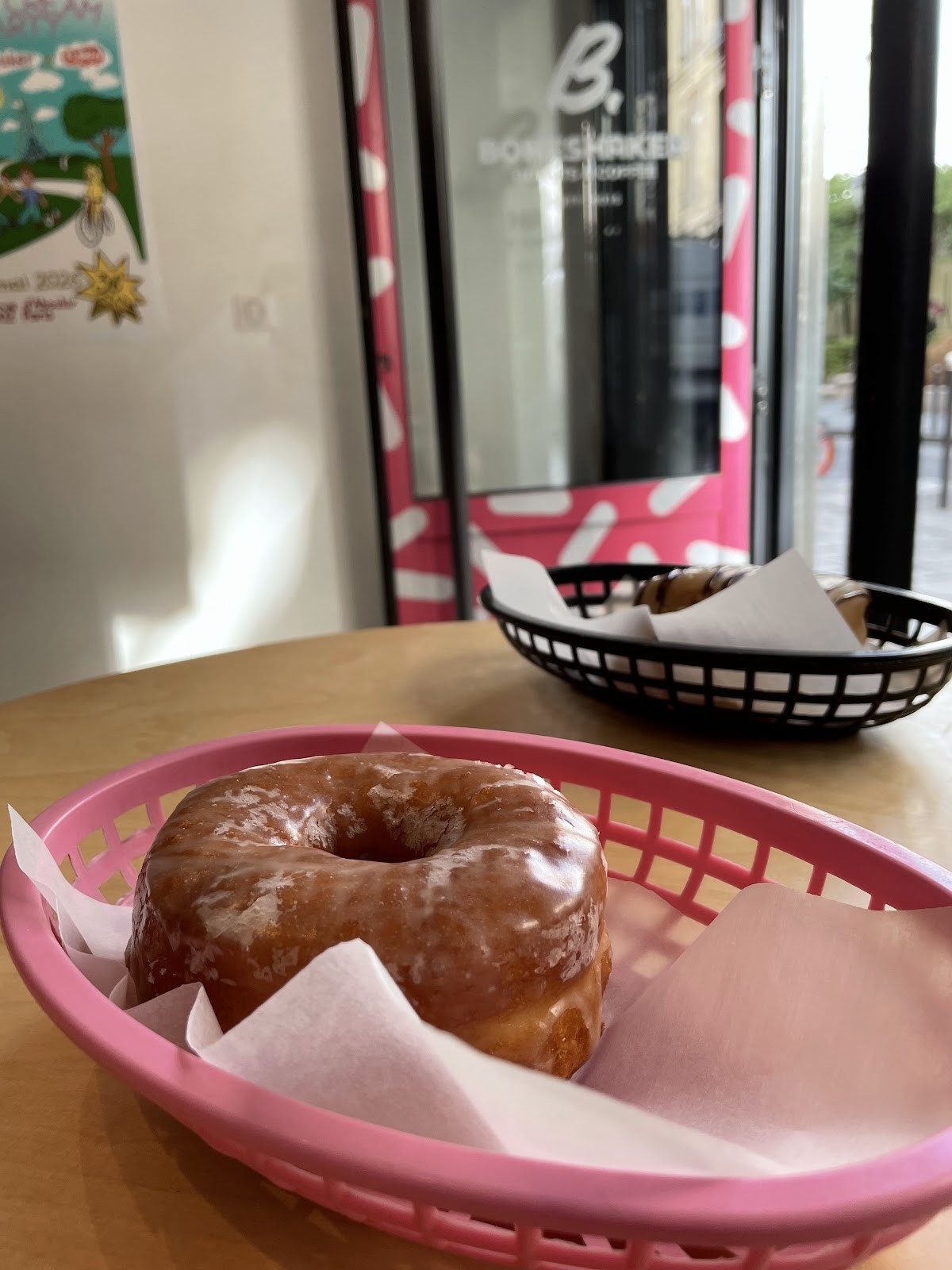 Boneshaker Donuts: food & drinks